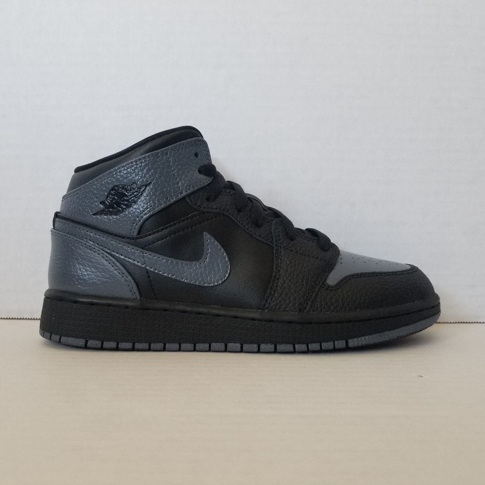 Nike Air Jordan Mid 1 GS Custom Gray Black Size 6Y